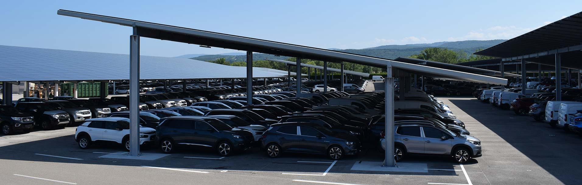 Ombrières photovolatïques sur Parking entreprise installation coruscant